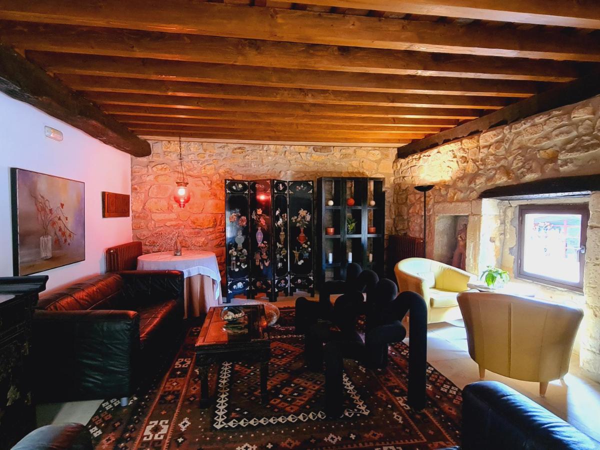Posada Los Calderones Santillana del Mar Esterno foto