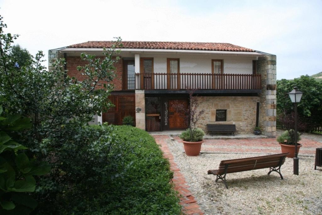 Posada Los Calderones Santillana del Mar Esterno foto
